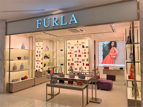 furla japan.